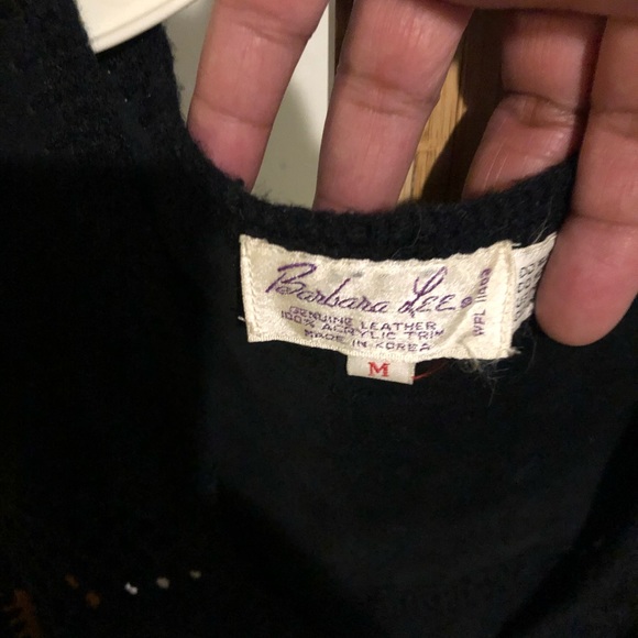 Vest - Picture 3 of 5